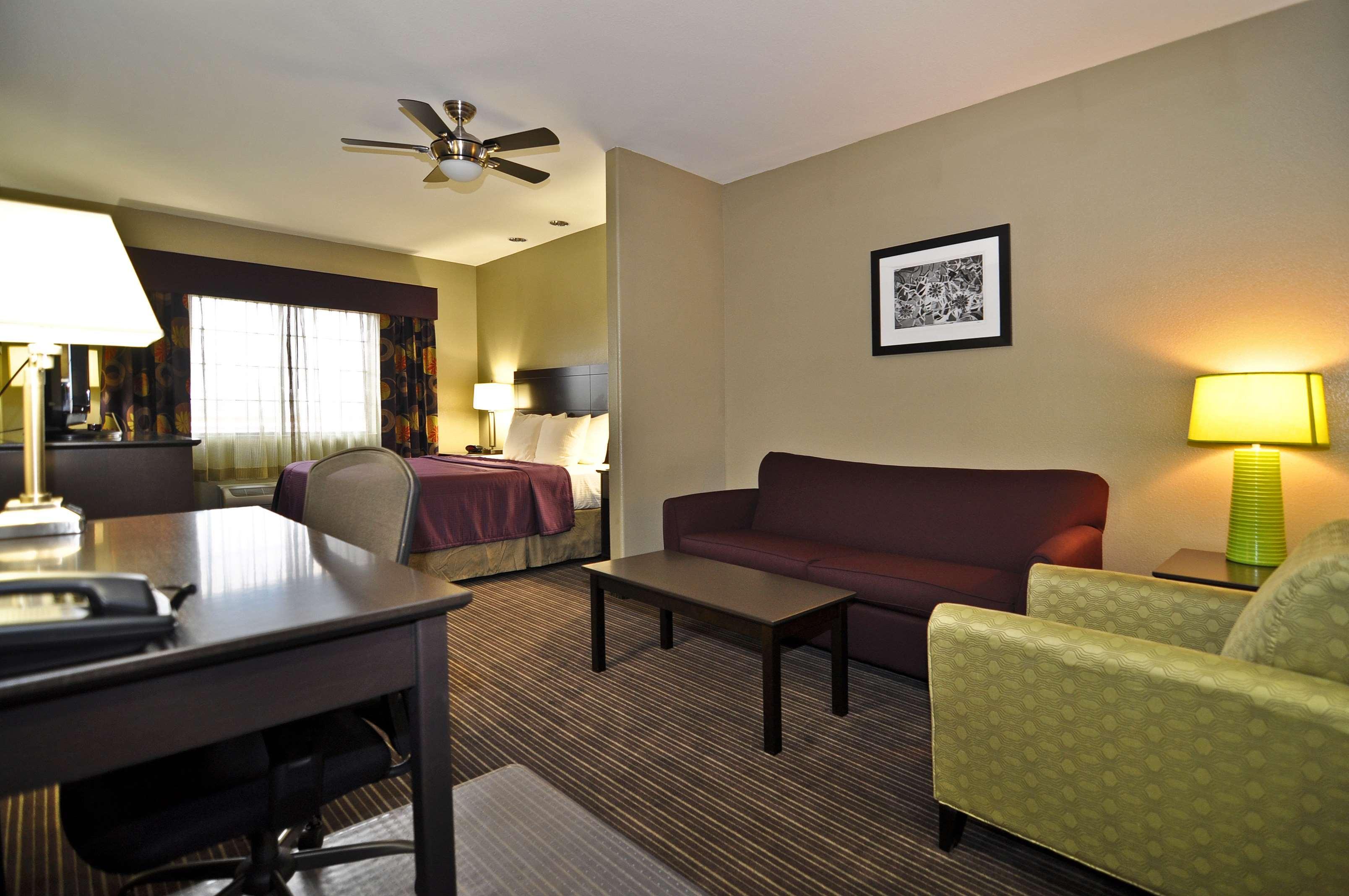 Best Western Giddings Inn & Suites Rum bild