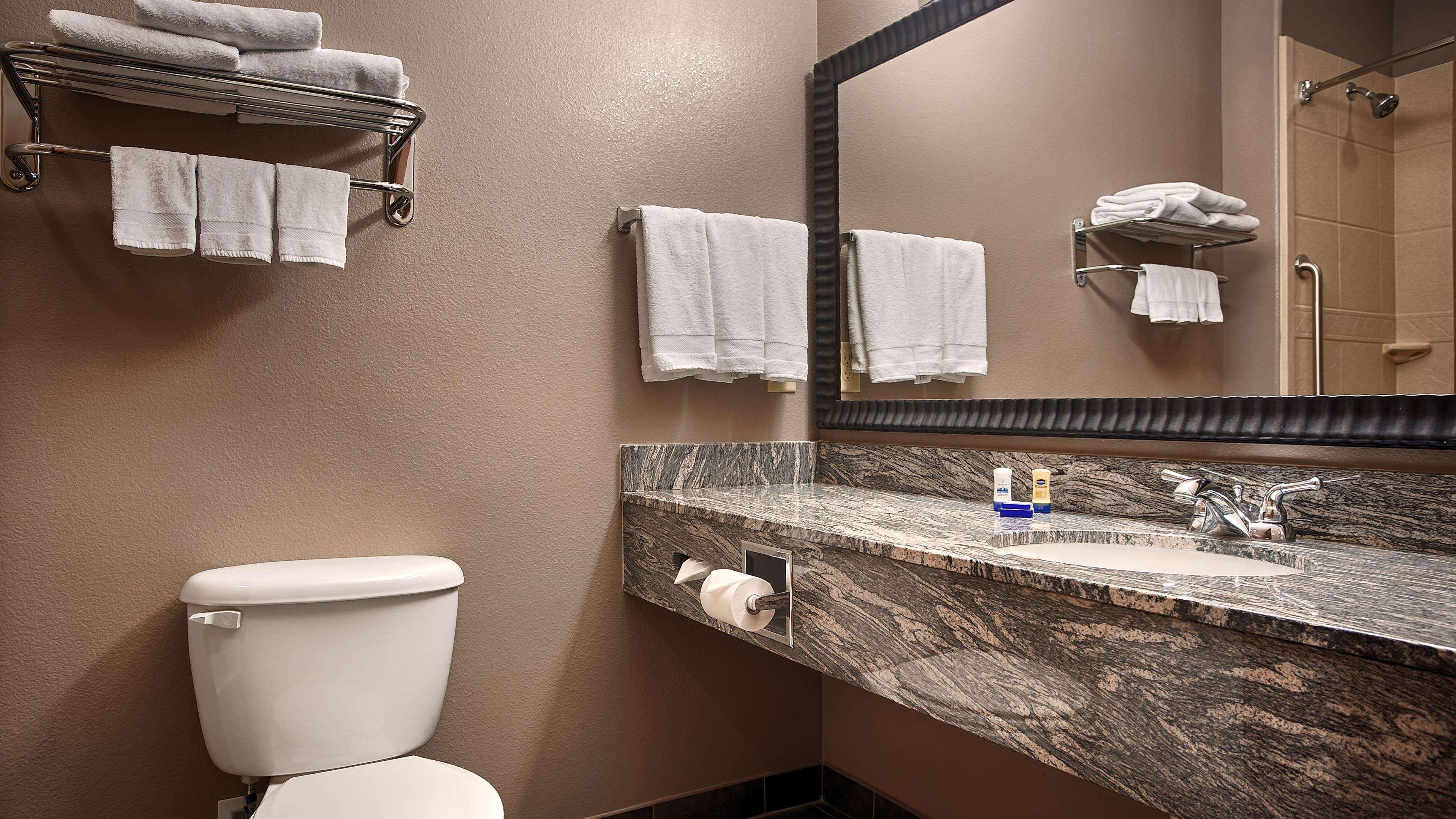 Best Western Giddings Inn & Suites Exteriör bild