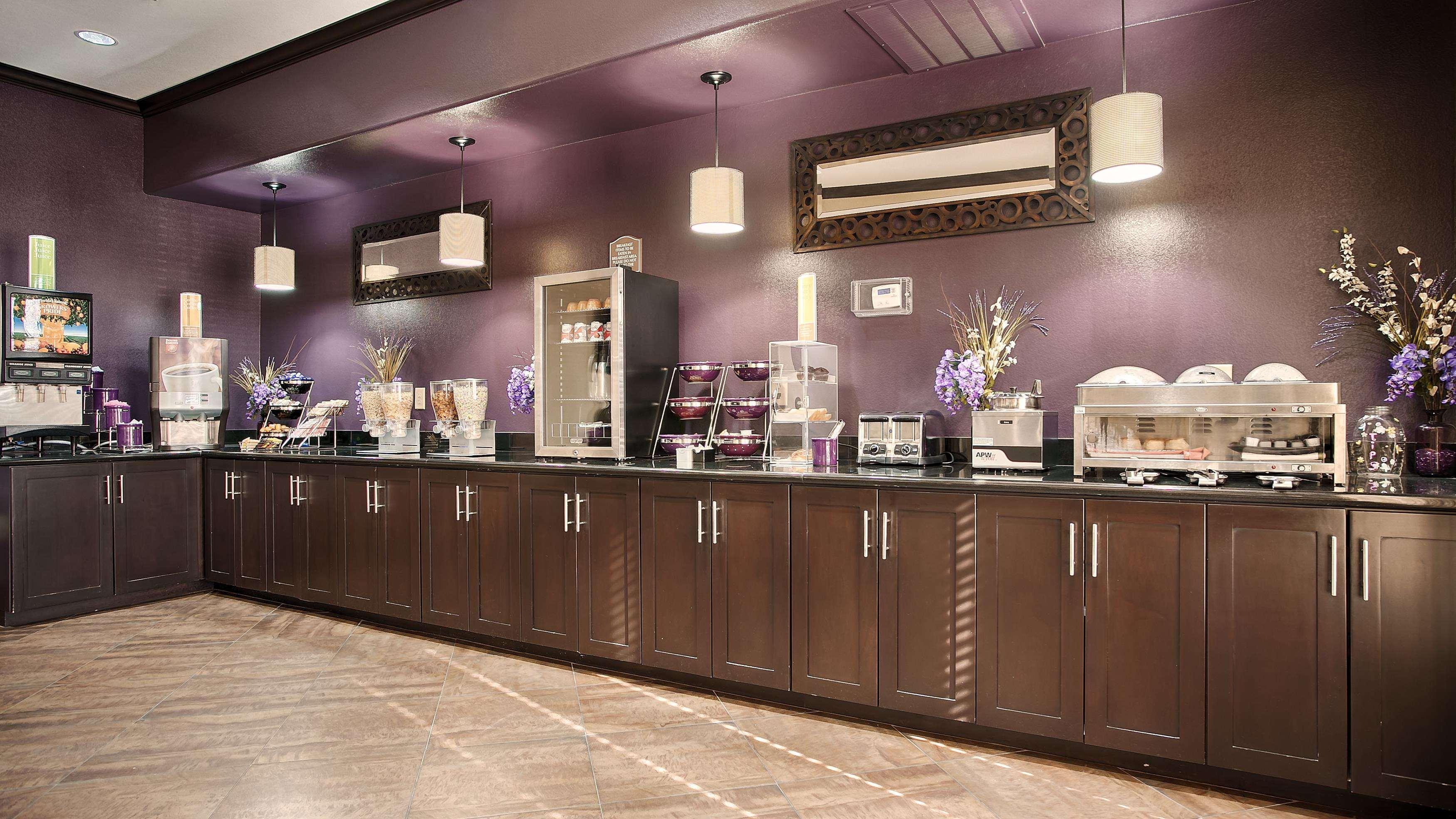 Best Western Giddings Inn & Suites Exteriör bild