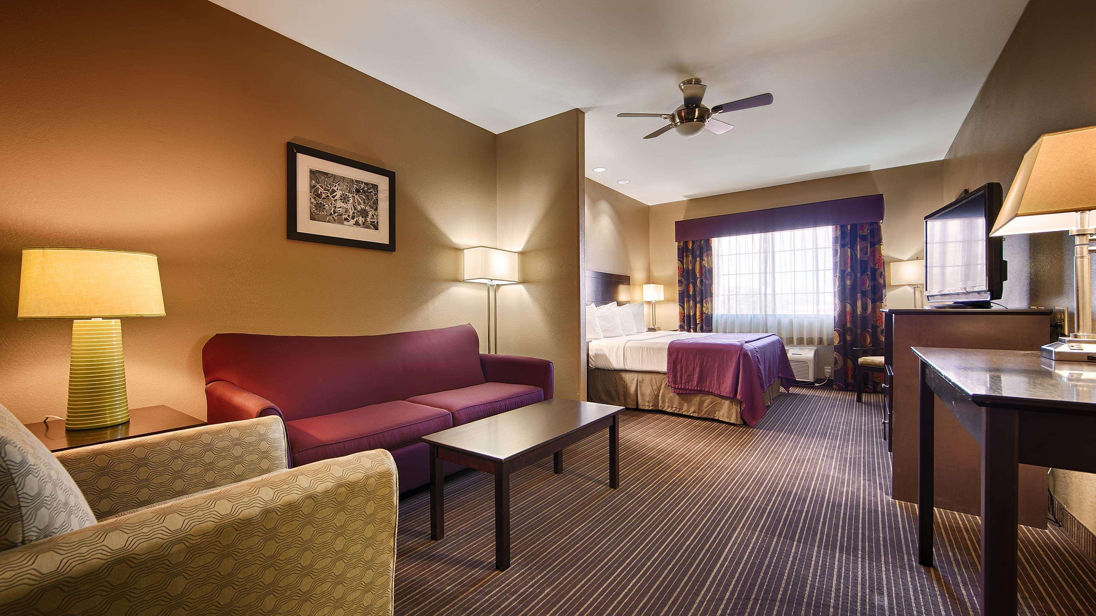 Best Western Giddings Inn & Suites Exteriör bild